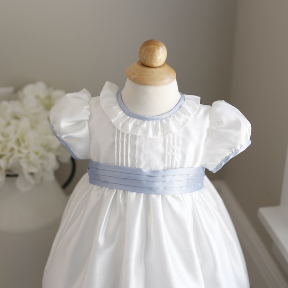 White Flower Girl Dress with Blue Sash and Bloomer Size 12 Month New Wit… - Picture 7 of 7